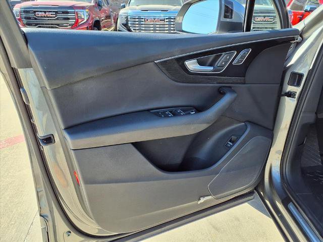 Used 2017 Audi Q7 2.0T Premium Plus w/ Premium Plus Package image 21