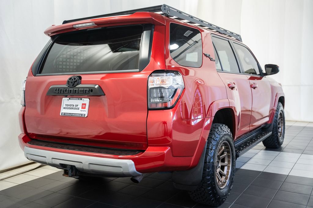 Used 2020 Toyota 4Runner TRD Off-Road AWD/4WD image 4