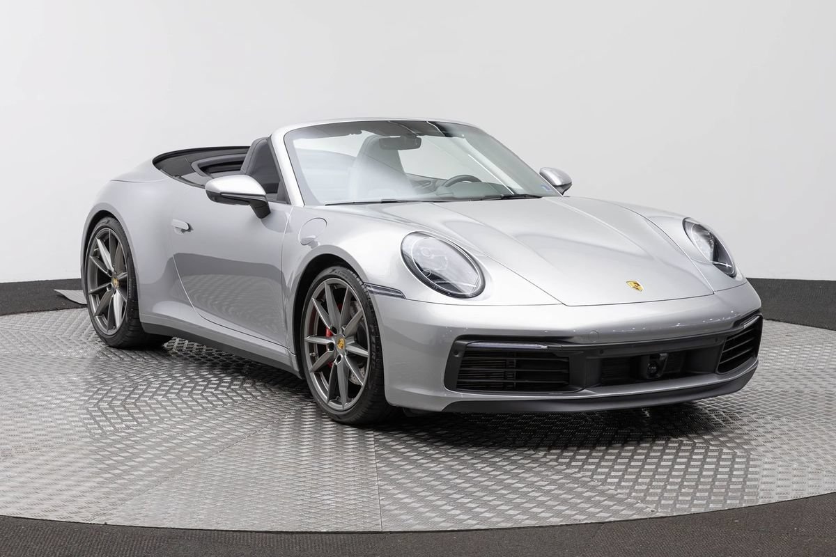Used 2021 Porsche 911 Carrera S RWD image 4