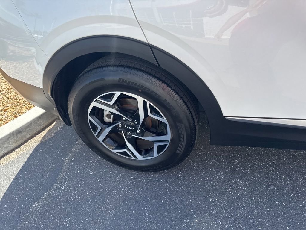 Used 2023 Kia Sportage LX FWD image 19