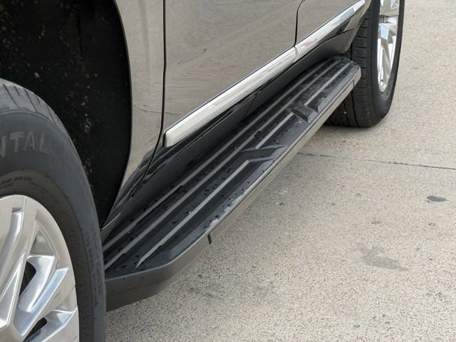 Used 2025 GMC Yukon XL Denali AWD/4WD image 10