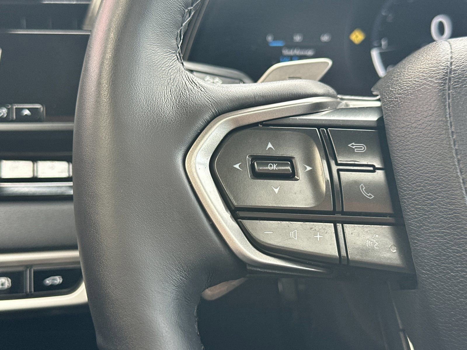 Used 2025 Lexus RX 350 Premium w/ Convenience Package FWD image 28