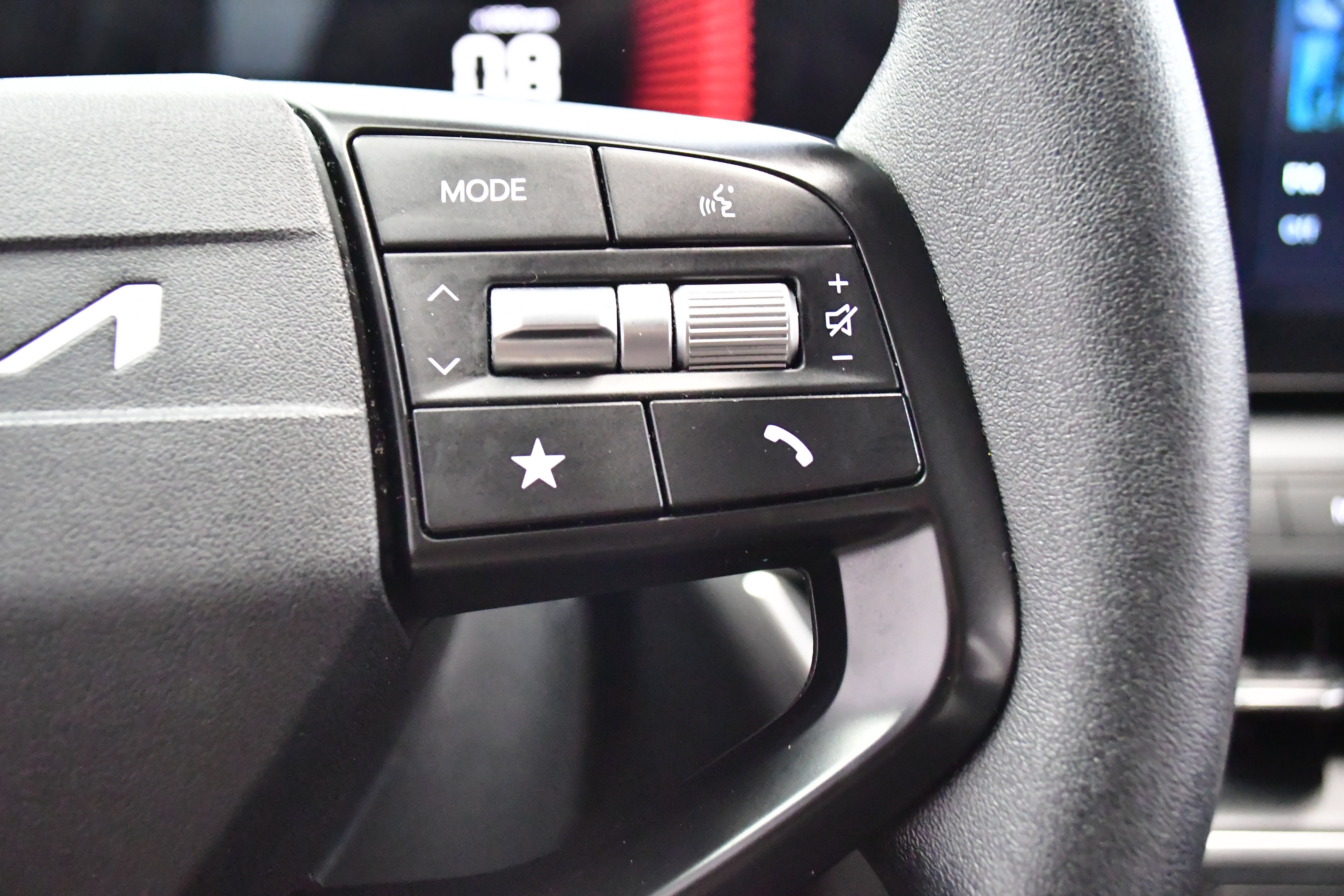 Used 2025 Kia K4 FWD image 22