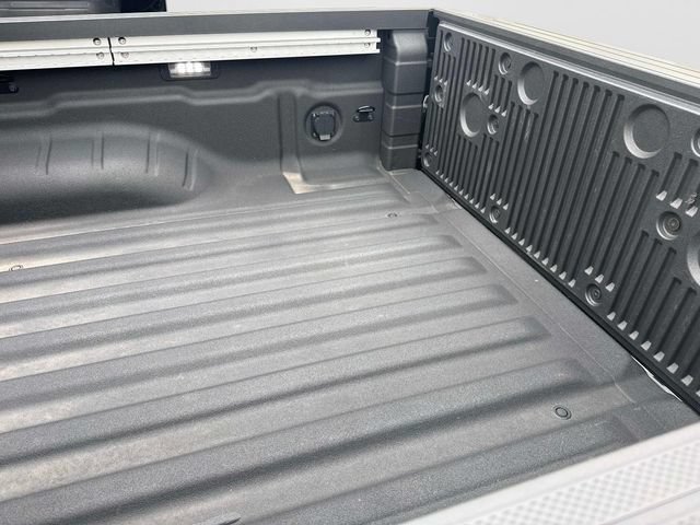 Used 2024 Nissan Frontier PRO-4X w/ Pro Convenience Package AWD/4WD image 18