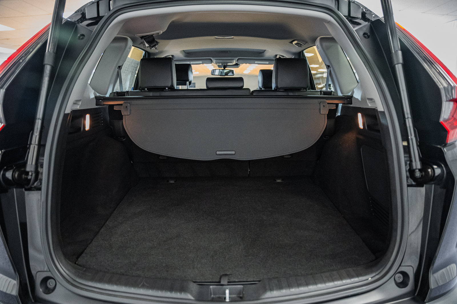 Used 2022 Honda CR-V Touring image 11