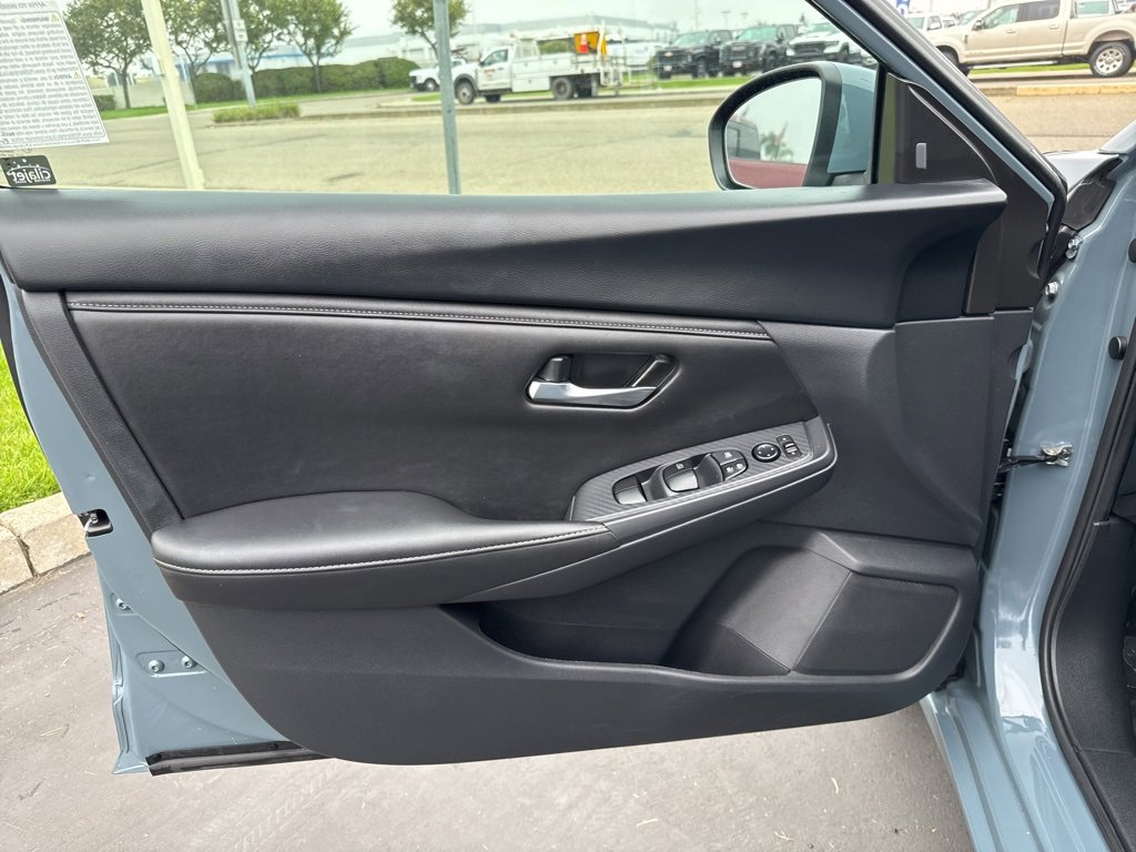 Used 2024 Nissan Sentra SV image 22