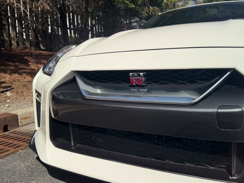 Used 2019 Nissan GT-R Premium w/ Premium Interior Package AWD/4WD image 17