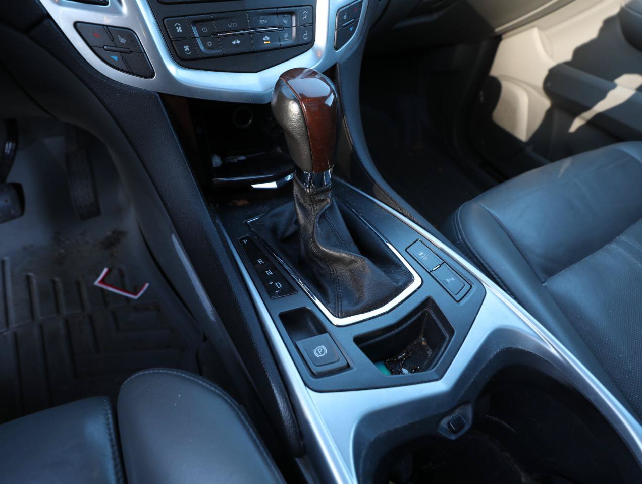 Used 2010 Cadillac SRX Luxury AWD/4WD image 19
