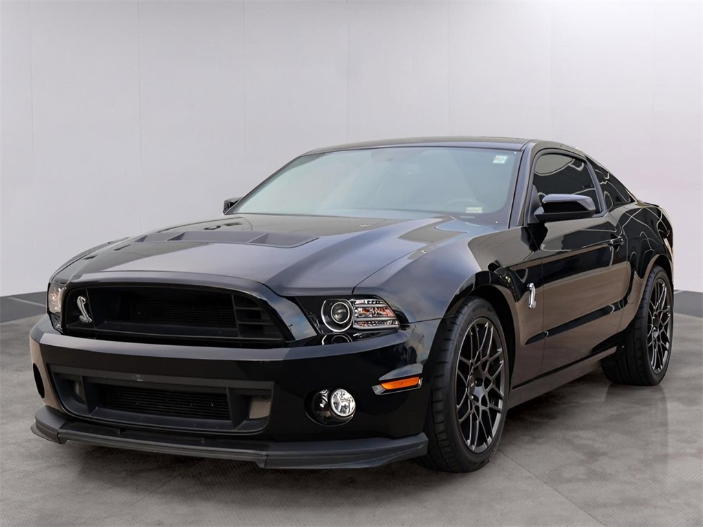 Used 2013 Ford Mustang Shelby GT500 image 3