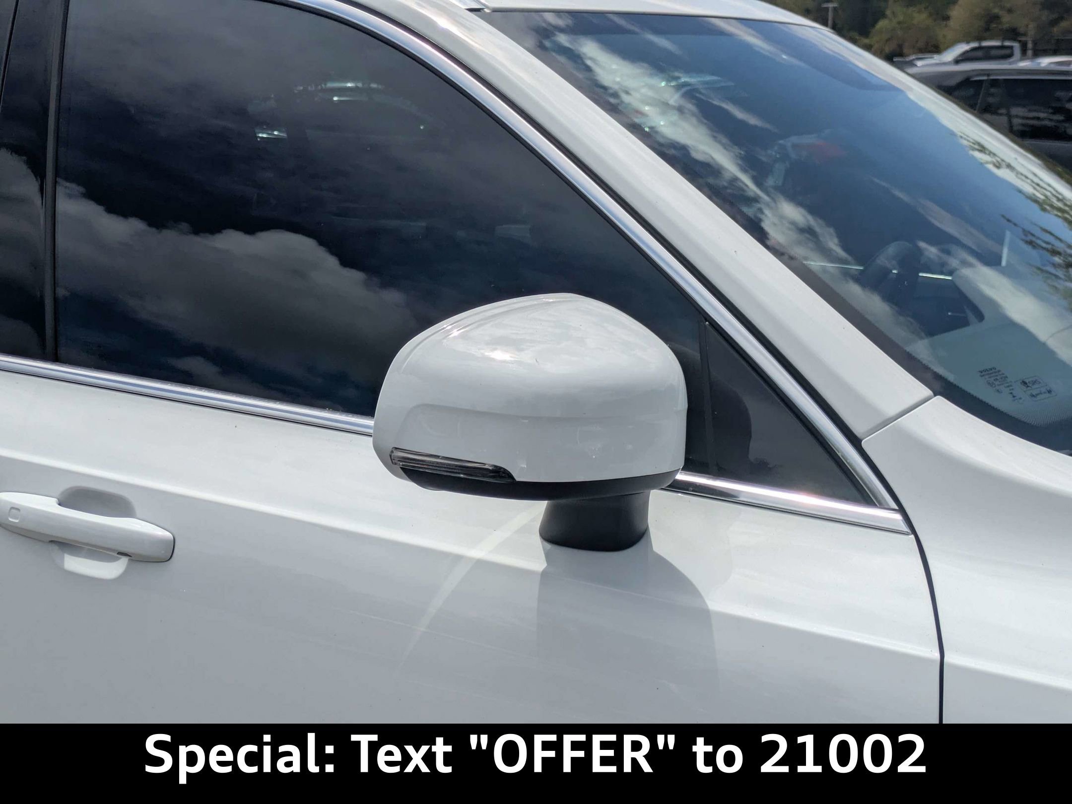 Used 2020 Volvo XC90 T5 Momentum w/ Protection Package FWD image 12