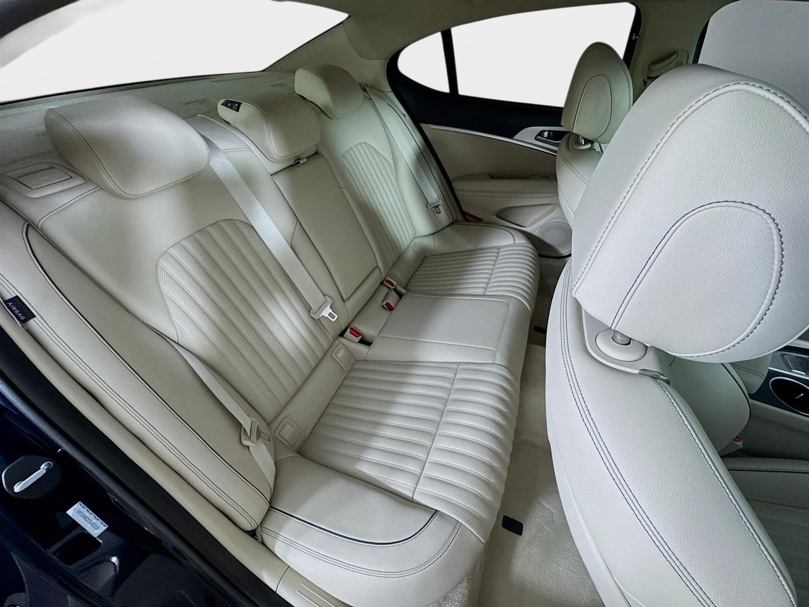 Used 2026 Genesis G70 2.5T Prestige image 29