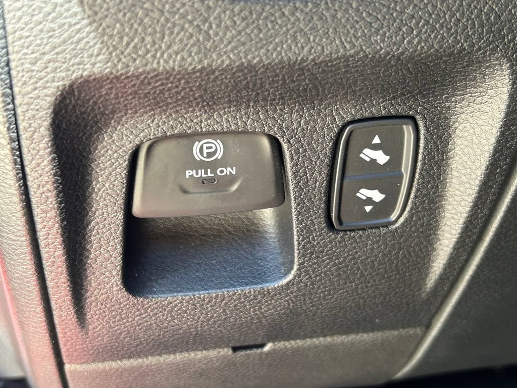 Used 2022 RAM 1500 Big Horn w/ Built-to-serve Edition AWD/4WD image 26