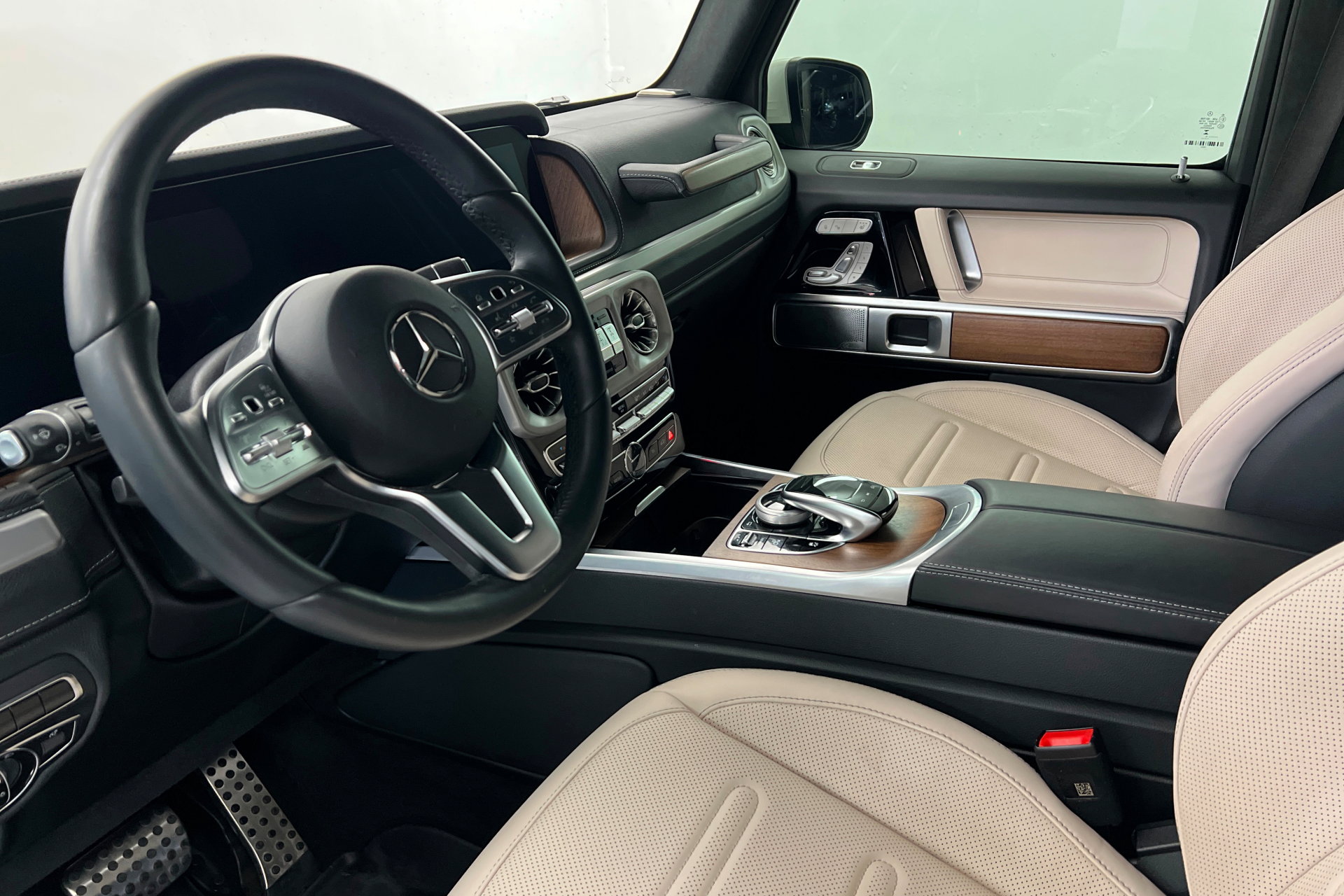 Used 2024 Mercedes-Benz G 550 image 15