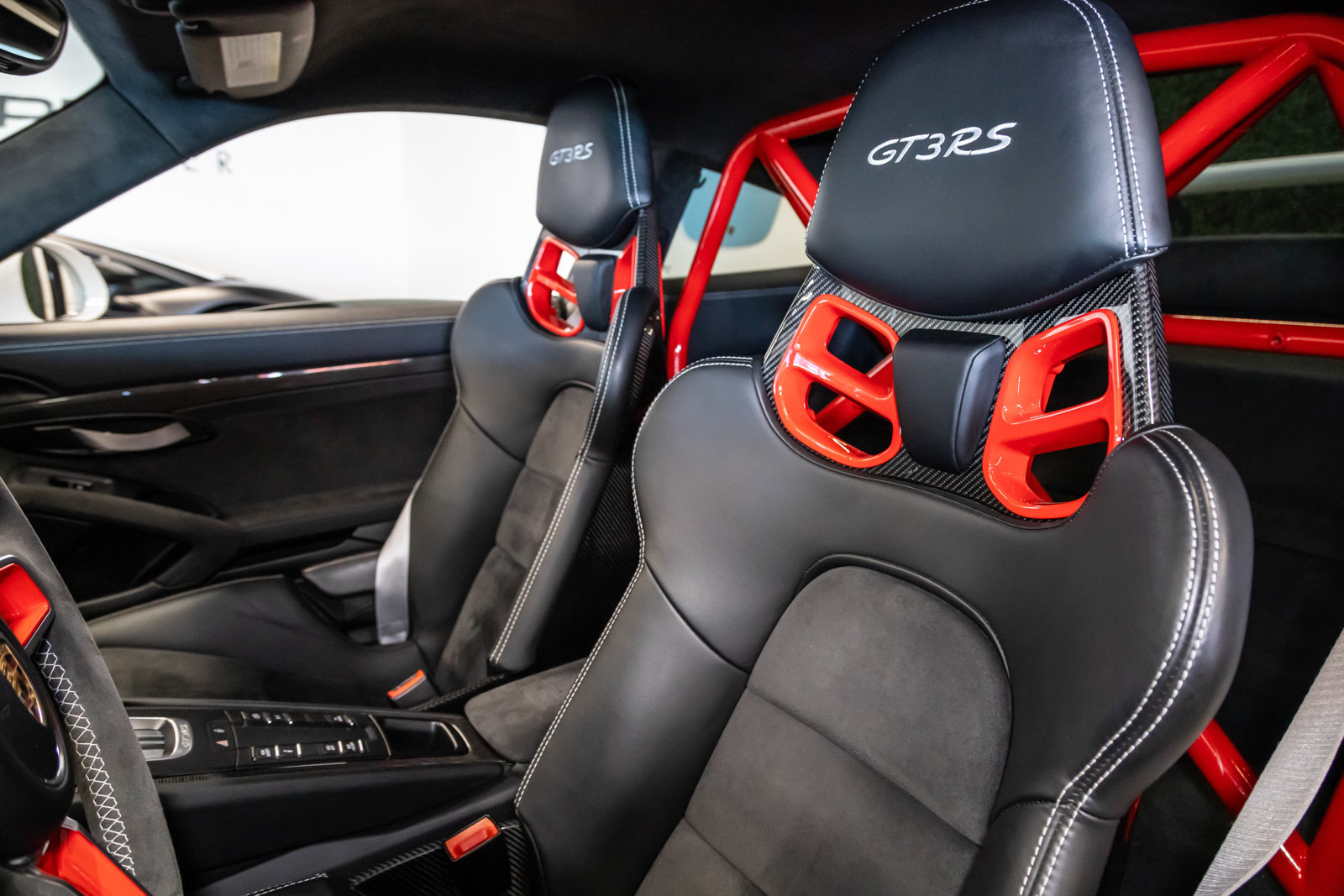 Used 2016 Porsche 911 GT3 RS RWD image 31