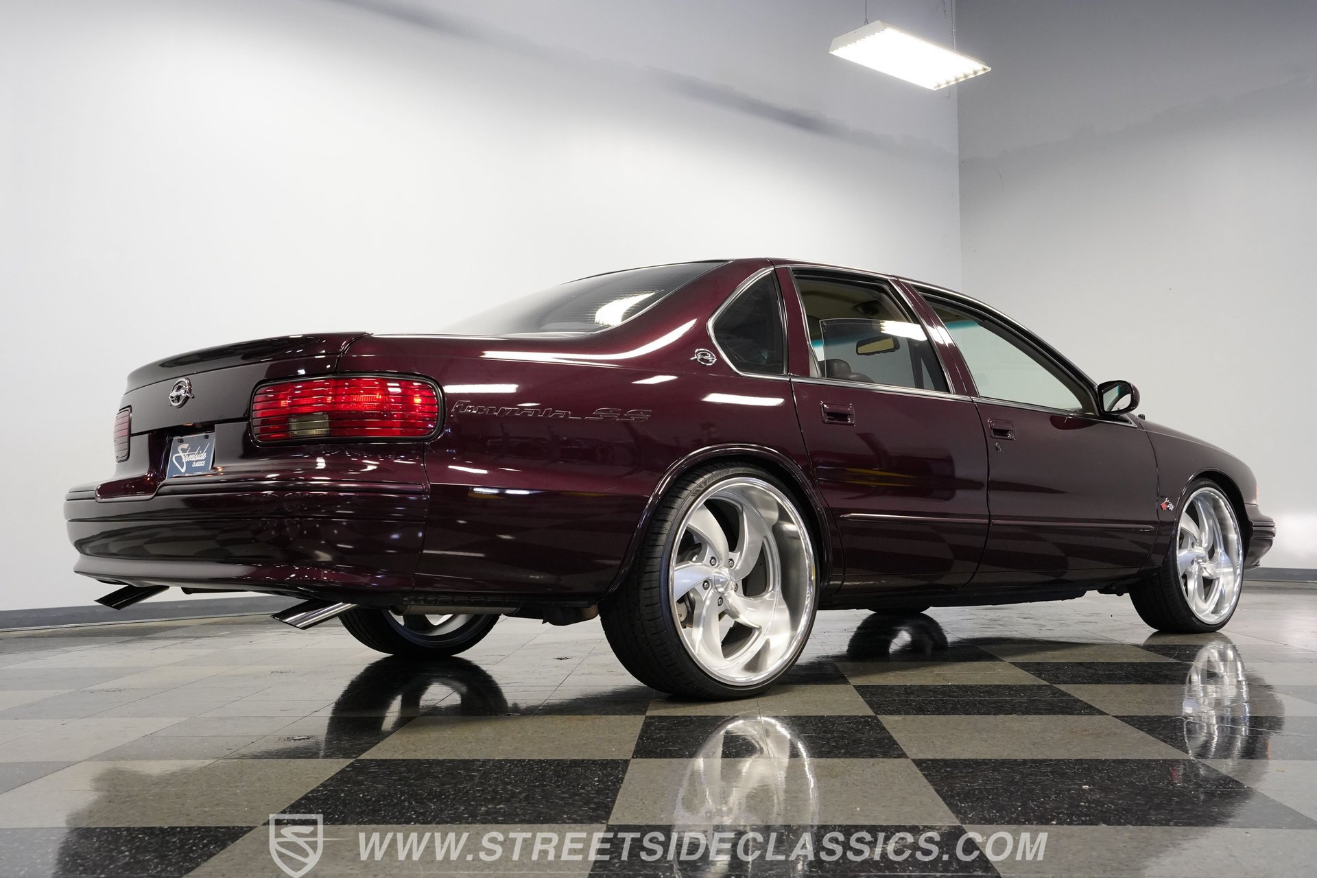 Used 1996 Chevrolet Impala SS RWD image 28