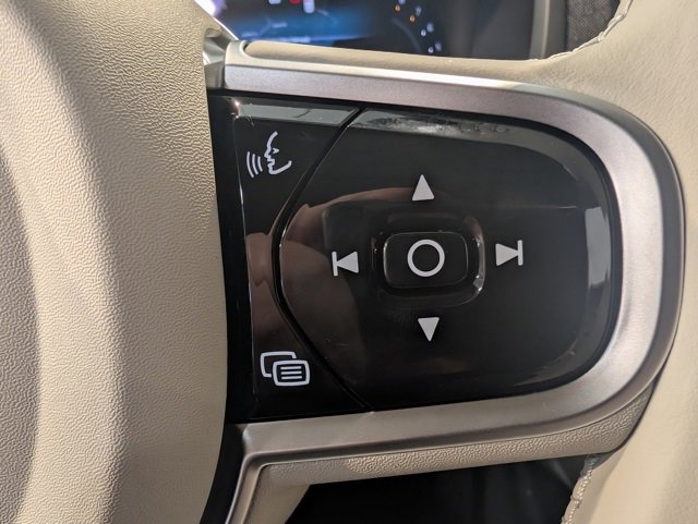 New 2026 Volvo XC90 B6 Ultra image 18