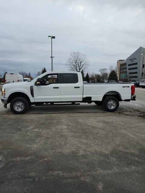New 2026 Ford F350 XL w/ XL Chrome Package image 4