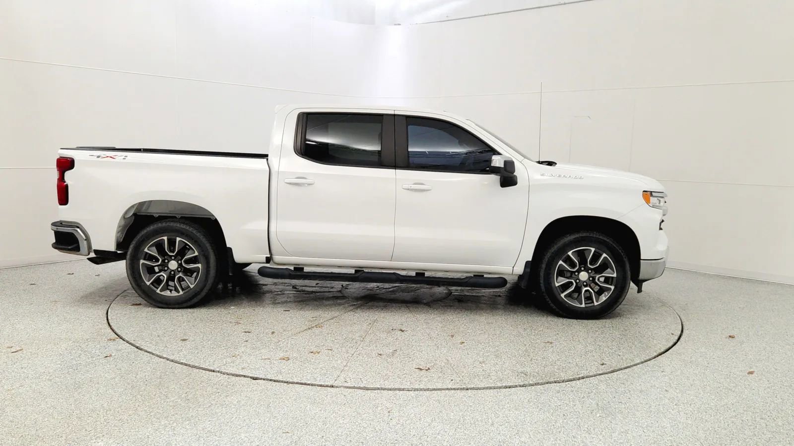 Used 2022 Chevrolet Silverado 1500 LT image 8