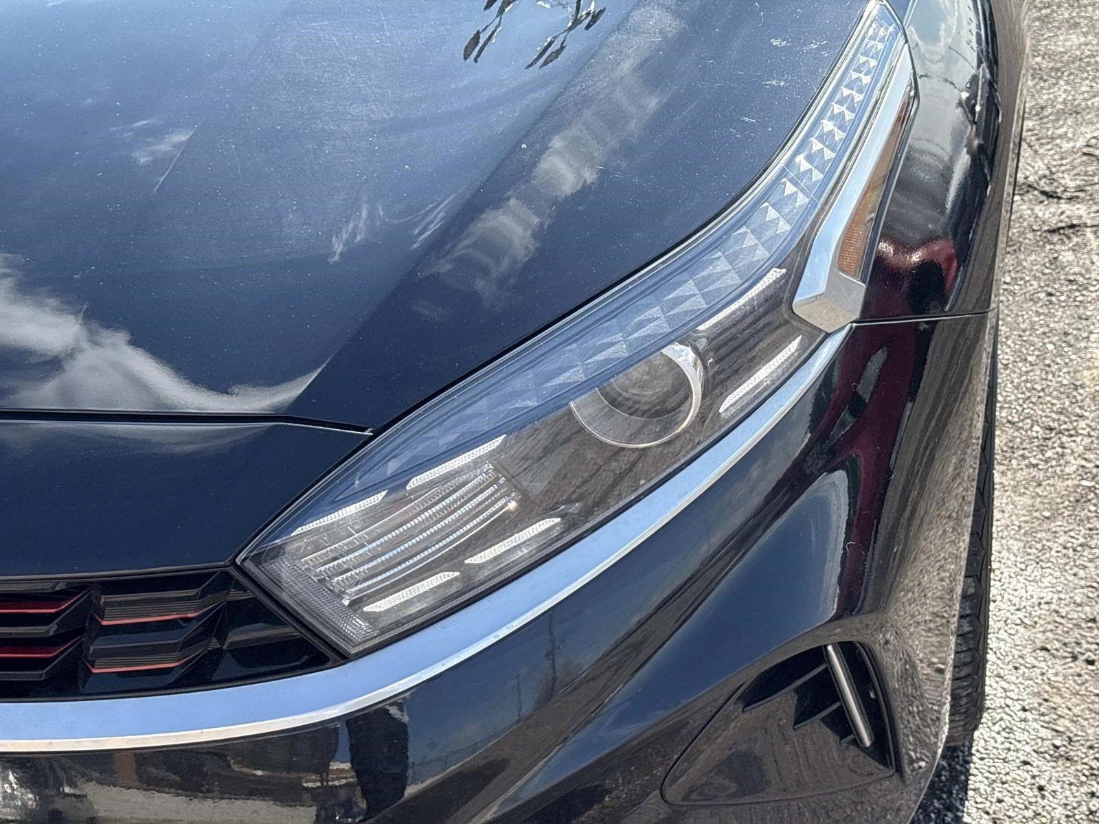 Used 2023 Kia Forte GT-Line w/ GT-Line Technology Package image 9