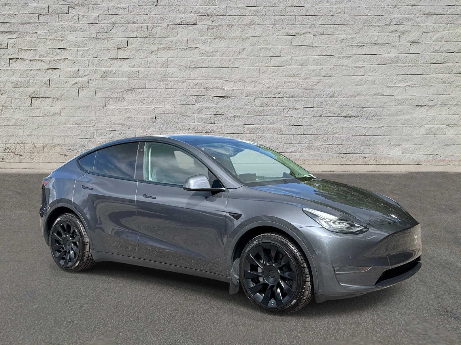 Used 2022 Tesla Model Y Long Range AWD/4WD image 6