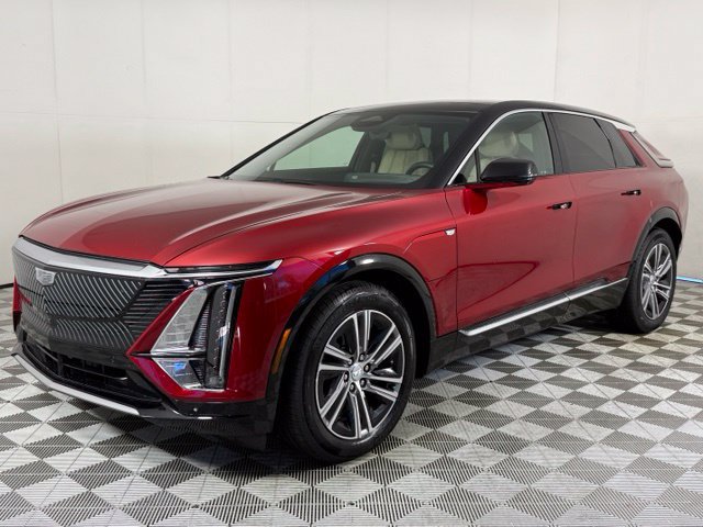 Used 2024 Cadillac Lyriq Luxury w/ Nappa Leather Package AWD/4WD image 2