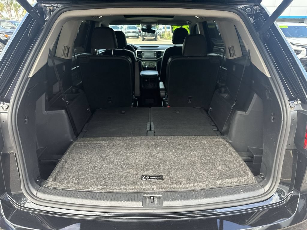 Used 2023 Volkswagen Atlas SEL R-Line AWD/4WD image 19