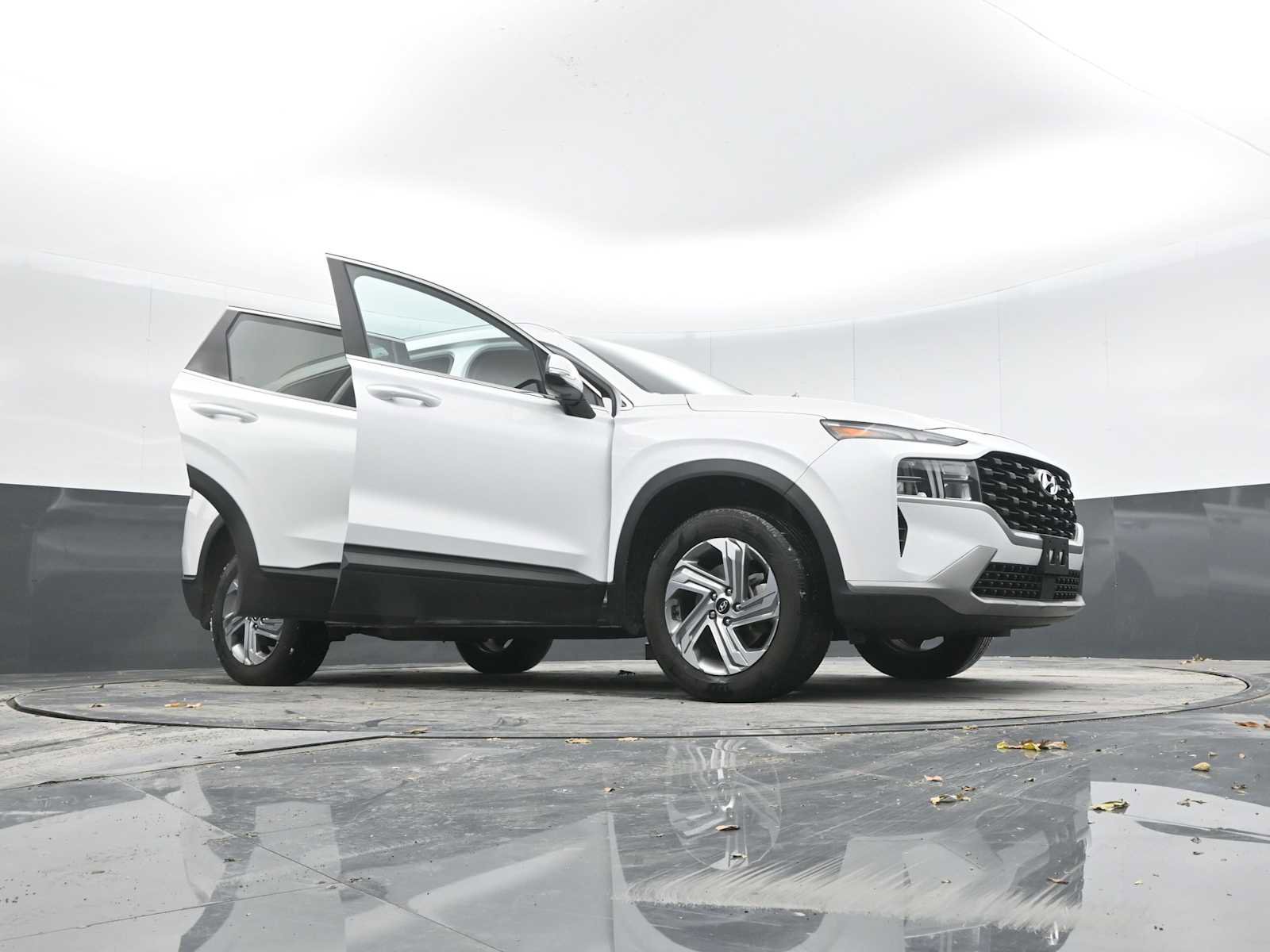 Used 2023 Hyundai Santa Fe SEL image 48