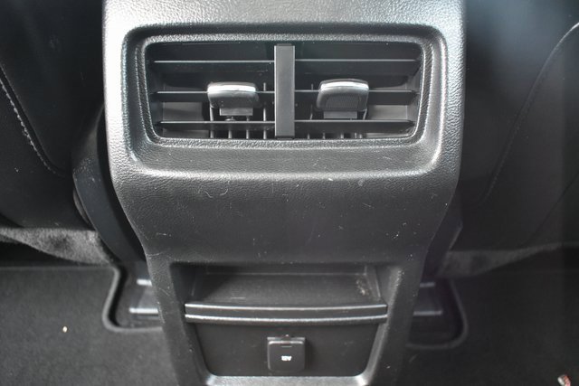 Used 2015 Ford Edge SEL w/ Equipment Group 201A image 35