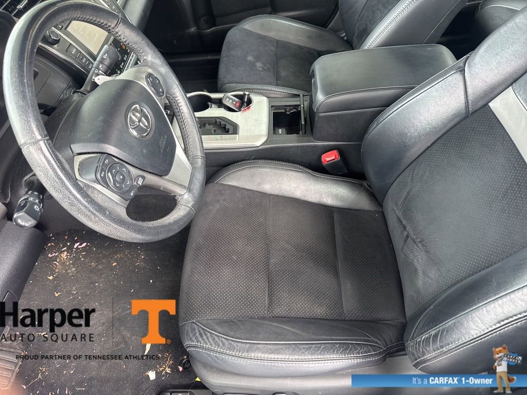 Used 2013 Toyota Camry SE w/ Leather Pkg image 13
