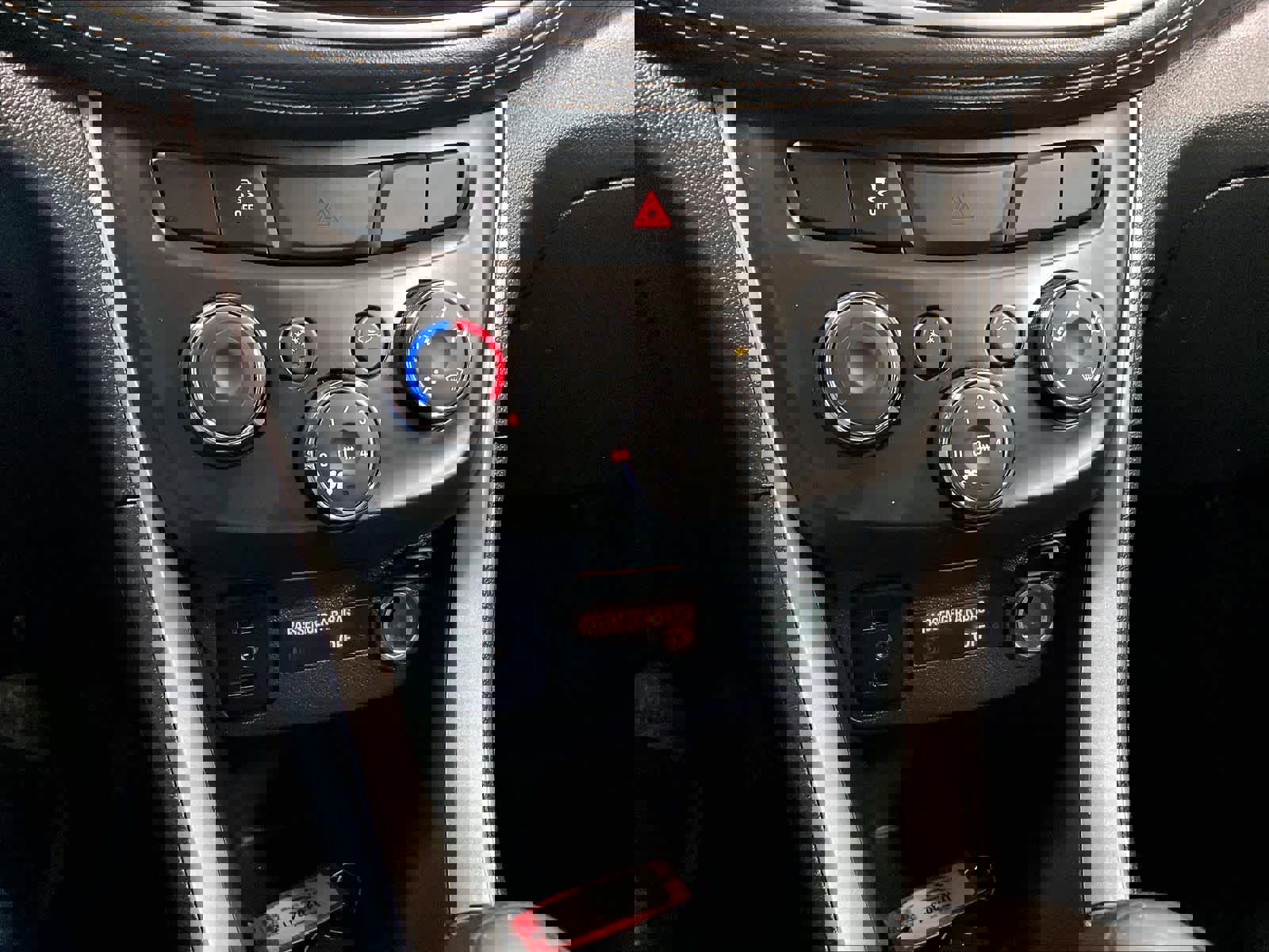 Used 2022 Chevrolet Trax LT w/ Driver Confidence Package AWD/4WD image 25