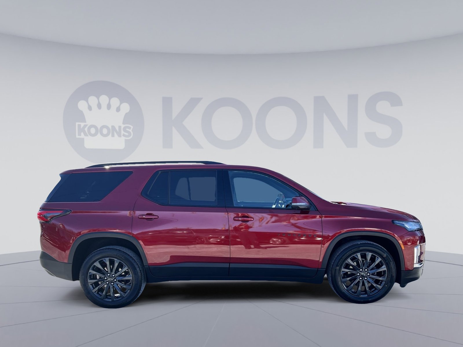 Used 2023 Chevrolet Traverse RS w/ LPO, Cargo Package image 8