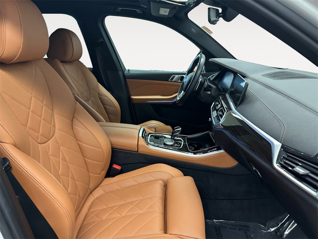 Used 2023 BMW X5 xDrive40i w/ Premium Package image 14