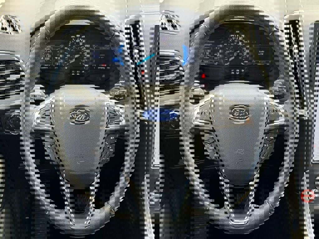 Certified 2023 Ford Edge SEL image 11