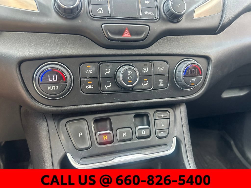 Used 2019 GMC Terrain Denali w/ Advanced Safety Package AWD/4WD image 19