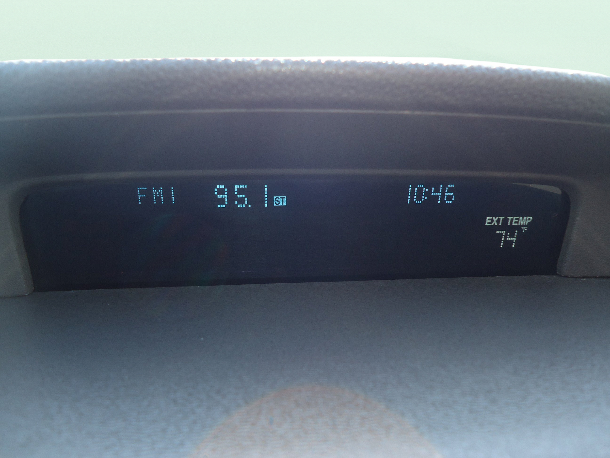Used 2010 Ford Focus SE FWD image 17
