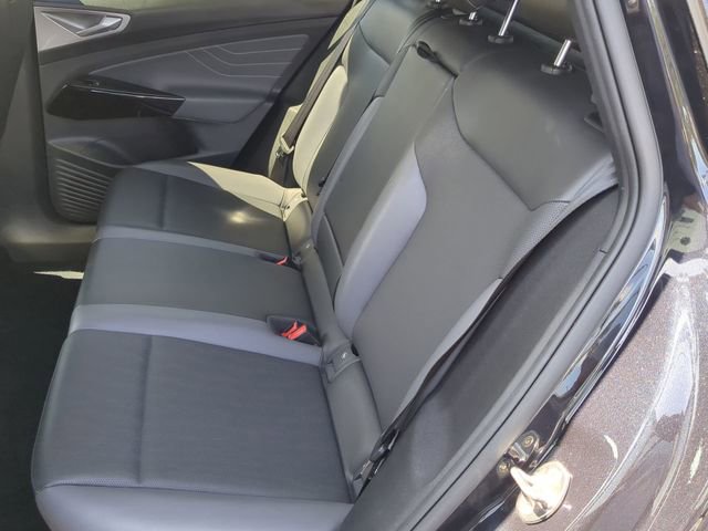 Used 2023 Volkswagen ID.4 Pro S RWD image 17