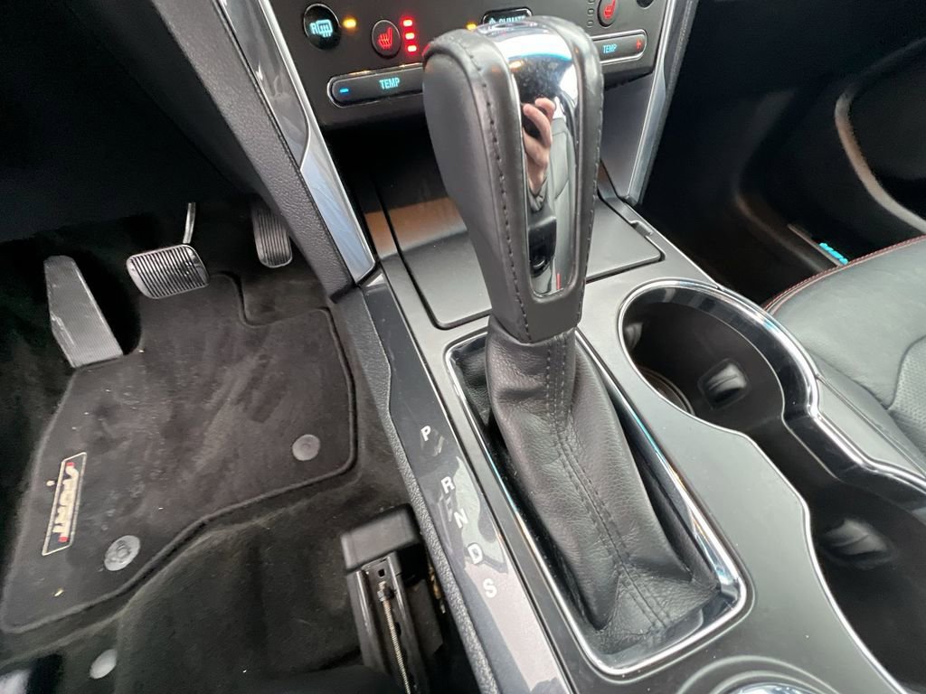 Used 2016 Ford Explorer Sport image 16