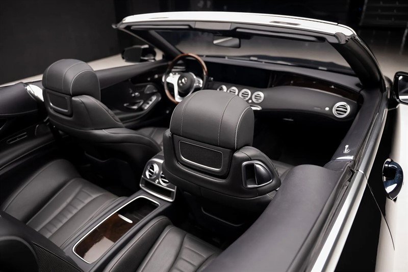 Used 2018 Mercedes-Benz S 560 Cabriolet image 64