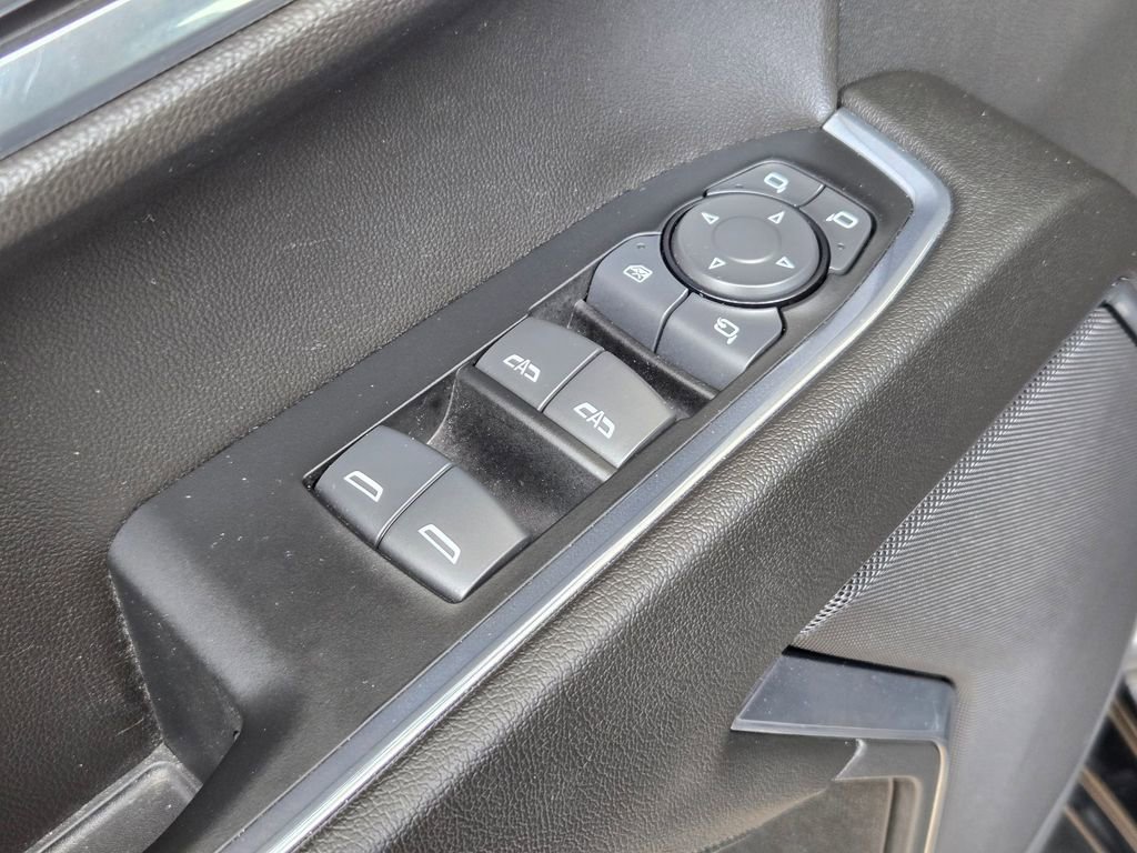 Used 2024 GMC Sierra 1500 SLT image 12