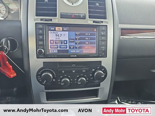 Used 2009 Chrysler 300 C w/ Luxury Group II image 20