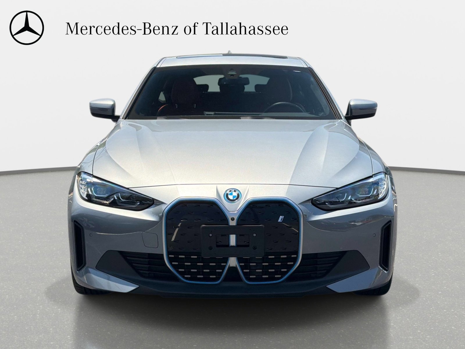 Used 2023 BMW i4 eDrive35 w/ Premium Package RWD image 2