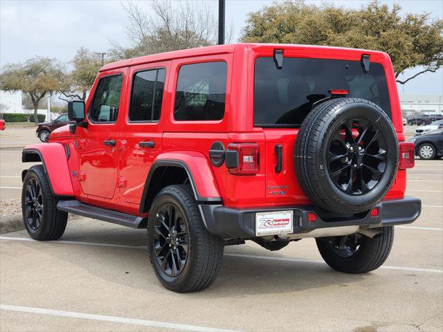 Certified 2025 Jeep Wrangler Sahara image 4