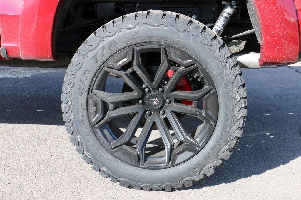 New 2025 Ford F150 Lariat w/ Equipment Group 502A High image 8