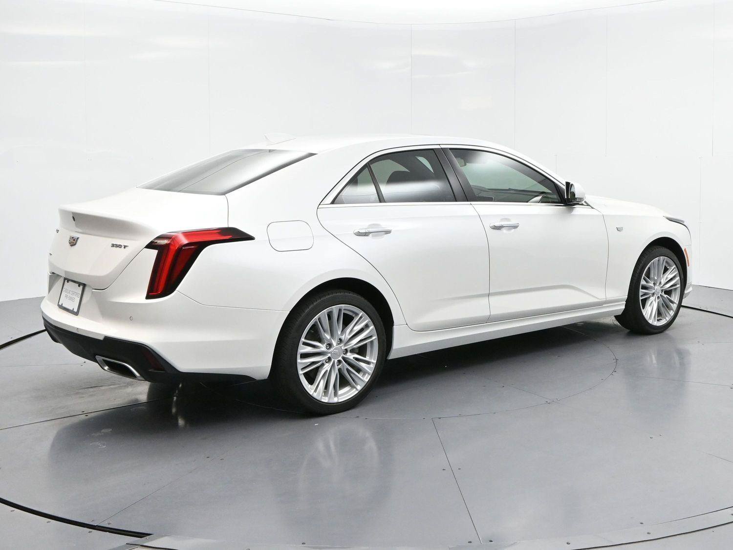 Certified 2022 Cadillac CT4 Premium Luxury AWD/4WD image 7