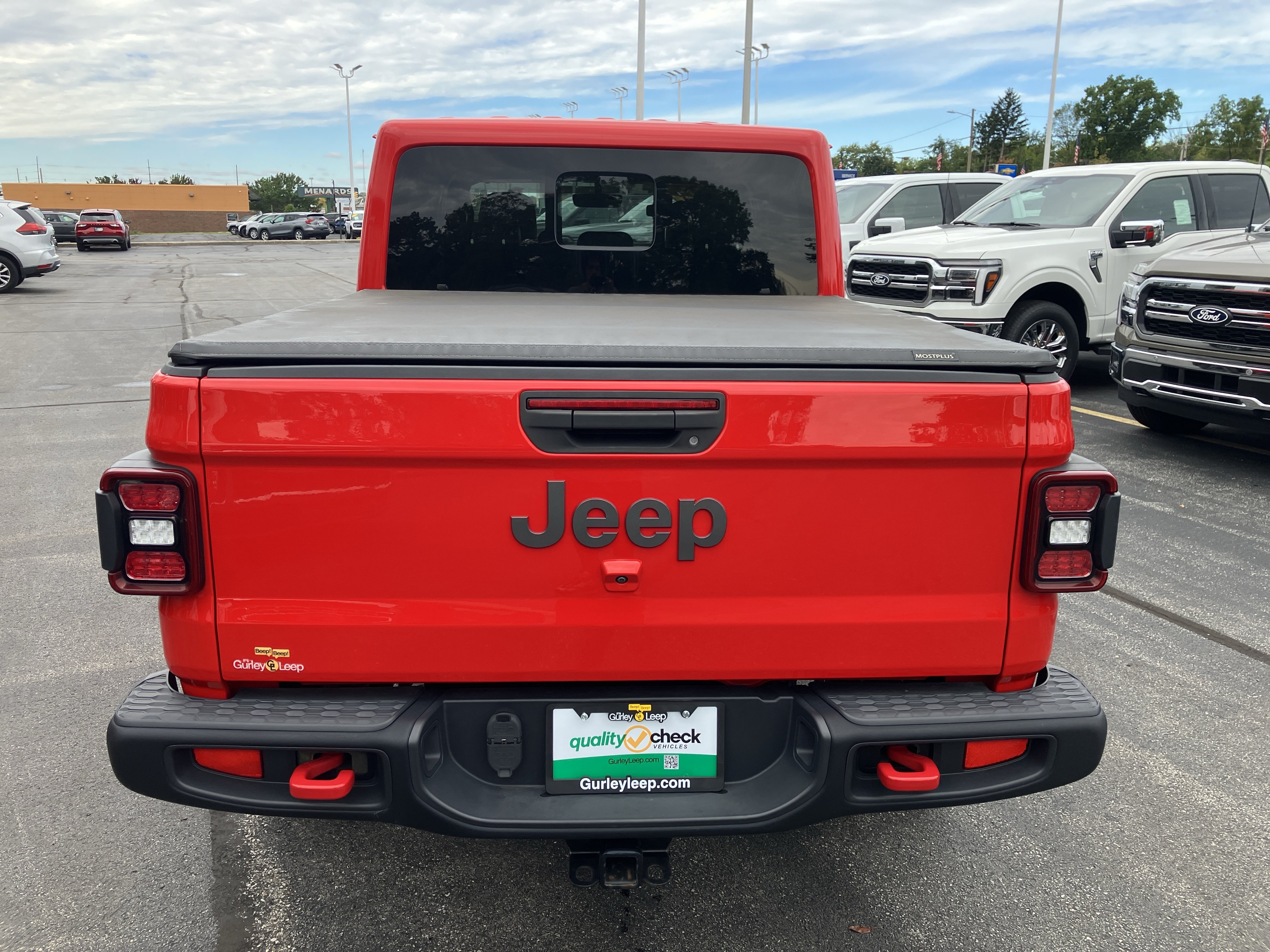 Used 2022 Jeep Gladiator Rubicon w/ LED Lighting Group AWD/4WD image 6