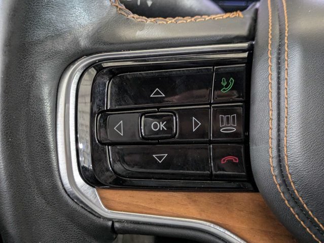 Used 2022 Jeep Grand Wagoneer Series III w/ Rear Seat Video Group 1 AWD/4WD image 28