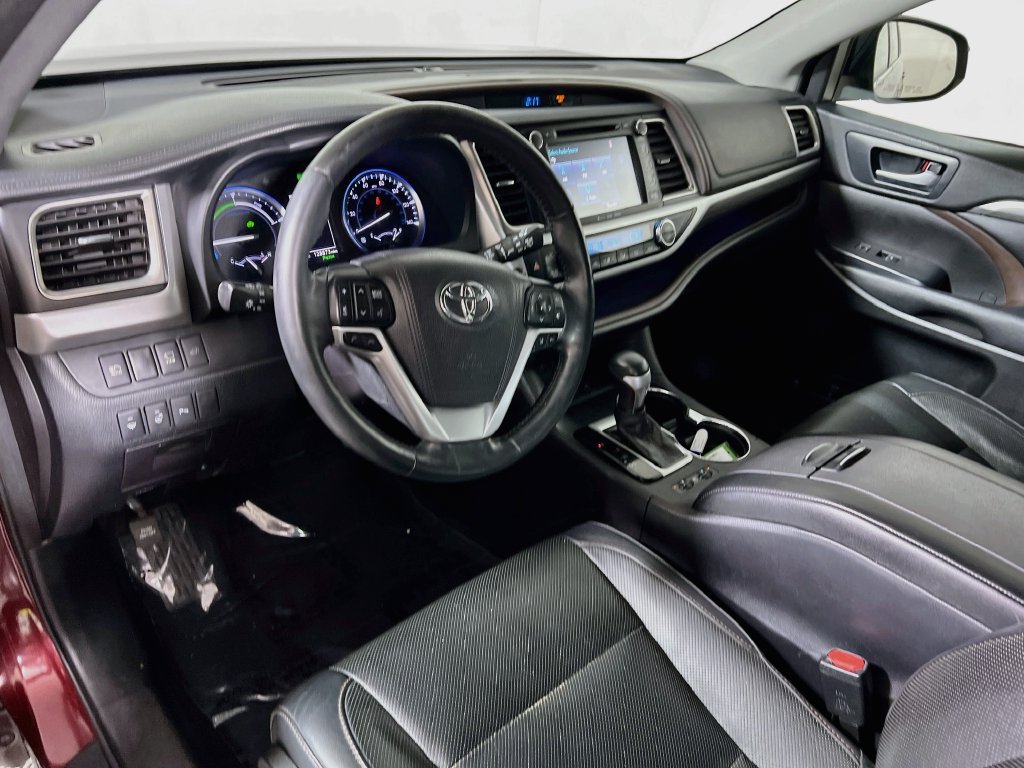 Used 2018 Toyota Highlander Limited Platinum AWD/4WD image 9