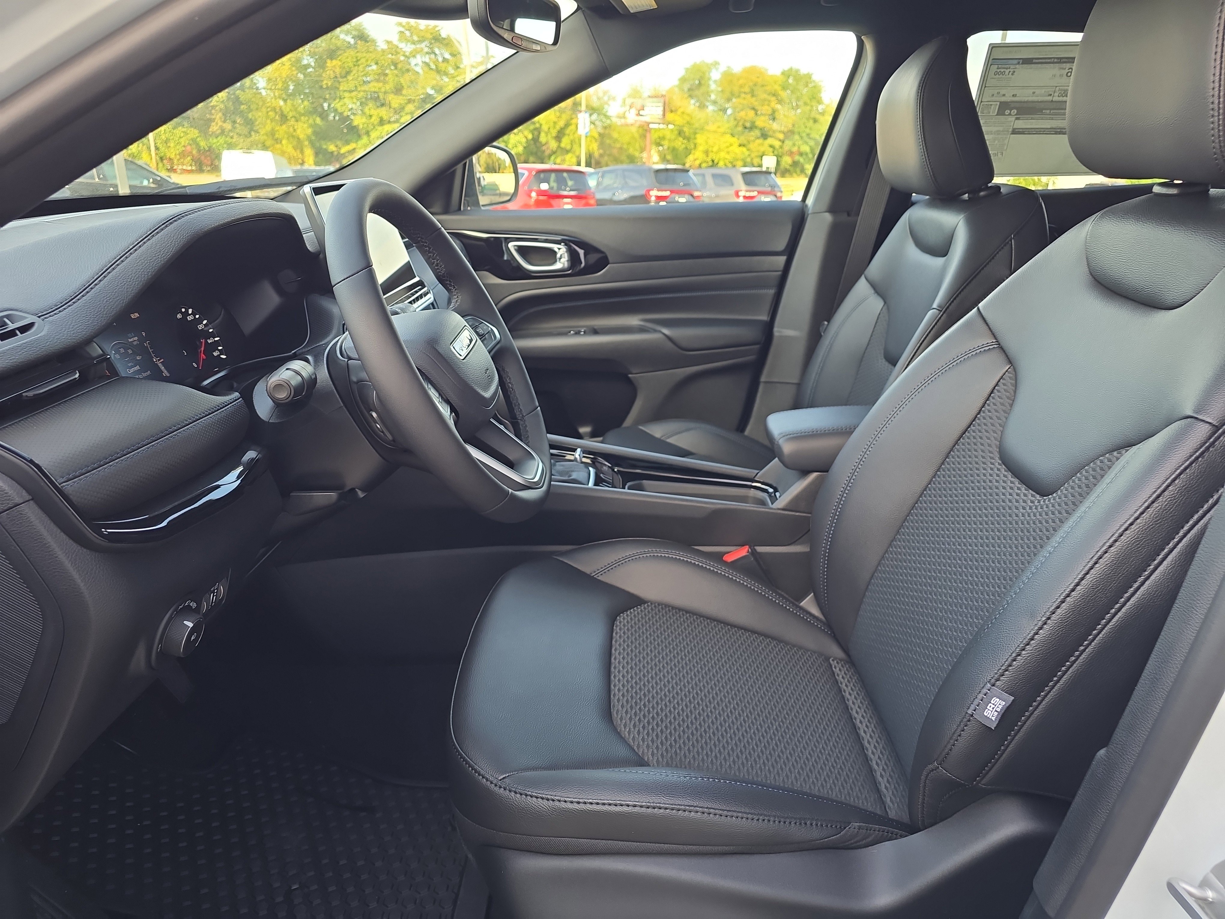 New 2026 Jeep Compass Latitude w/ Quick Order Package 29K image 8