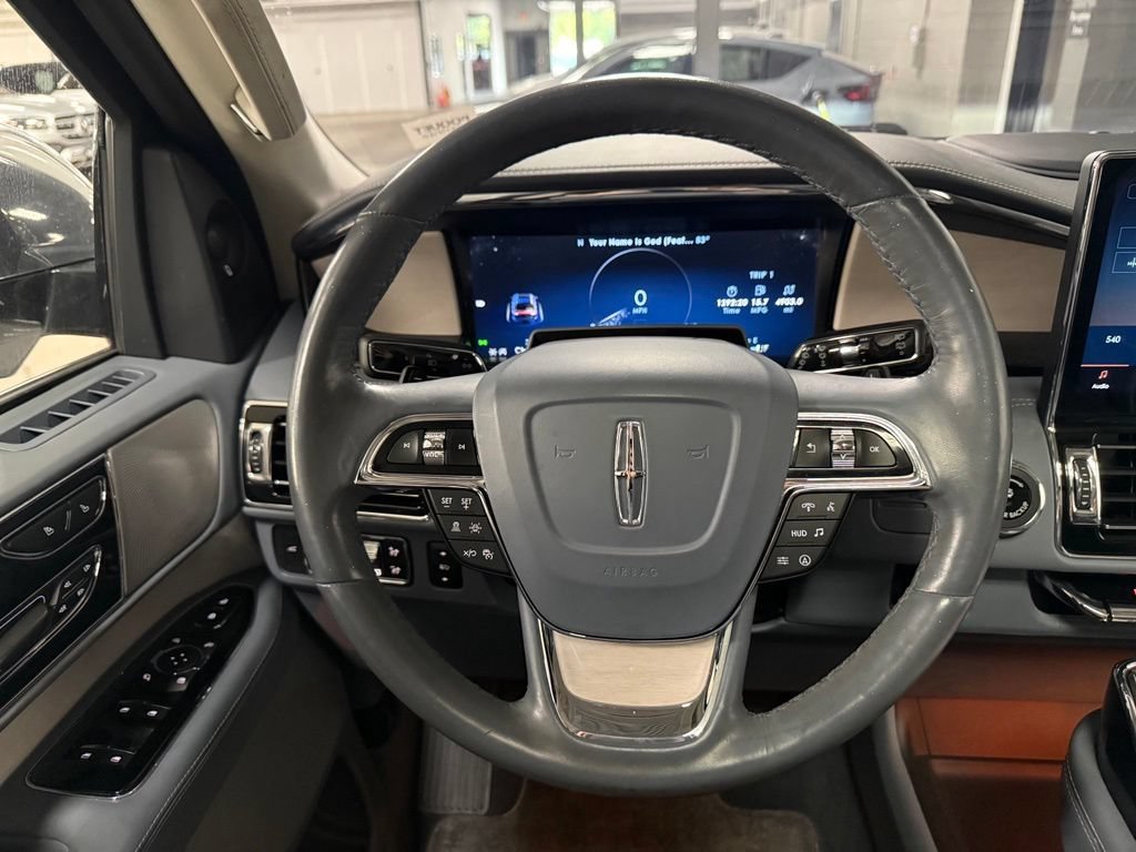 Used 2022 Lincoln Navigator L Black Label AWD/4WD image 12