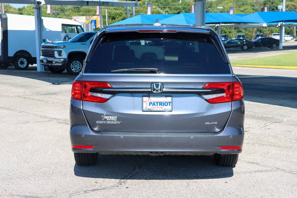 Used 2024 Honda Odyssey Elite image 4